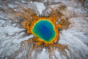 黃石國家公園大棱鏡溫泉圖片桌麵壁紙