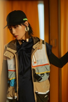 周笔畅时尚穿搭写真手机壁纸