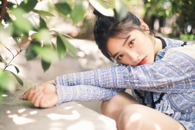 Sexy beauty Shen Yue computer wallpaper picture