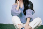 Zhao Liying charming and sexy photo in off-shoulder sweater