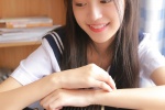 清秀美女大胆性感制服诱惑写真