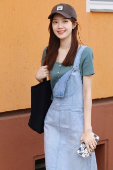 Internet celebrity Heran Vv pure beauty mobile wallpaper