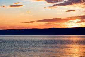 Lake Baikal natural scenery pictures desktop wallpaper