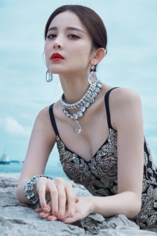 美女娜扎性感写真手机壁纸