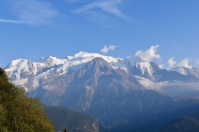 勃朗峰雪景图片桌面壁纸
