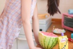 西瓜女孩清凉夏日清新甜美写真