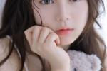 牛奶肌少女撩人性感私人吊帶寫真