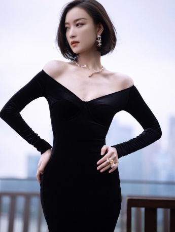 Ni Ni black velvet mermaid dress sexy photo