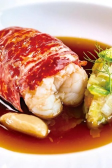 上海米其林二星餐馆8 ½ Otto e Mezzo Bombana图片