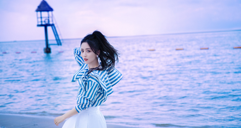 Tong Liya picture gallery