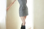 Sun Yi sexy photo in patent leather boots hot girl style