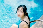 Japanese style film photos of beauties in swimming suits in swimming pools