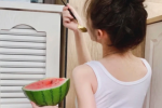 夏季吃瓜女孩魅力清純真人頭像圖片