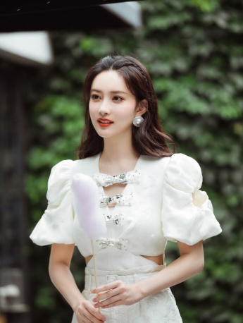 Meng Ziyi《Daughters' Love 4》Pictures