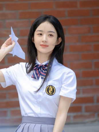 趙麗穎學院風百褶裙甜美性感寫真