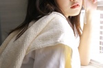 率性清新的美女诱惑性感制服写真