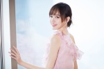 唐嫣粉色斜肩禮服性感圖片桌麵壁紙