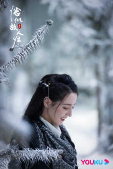 迪麗熱巴《與君初相識》圖片