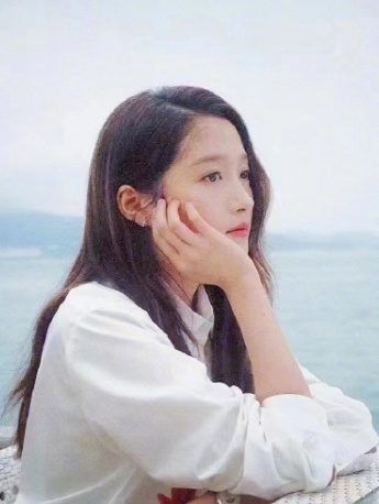 關曉彤底片夜景隨拍照圖片