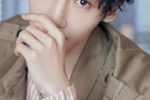 Luo Yunxi star photo mobile wallpaper
