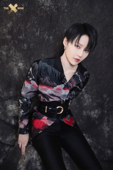 Liu Yuxin’s new national style fashion photos