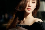 Liu Shishi's simple, elegant and sexy photos