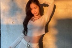 Son Na-eun’s lazy and casual selfie