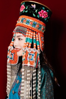 蔡文靜蒙古服飾氣質寫真圖片