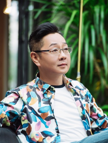 Zhang Shaogang《Daughters' Love 4》Pictures