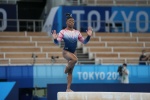 Biles women's balance beam final live high-definition photos
