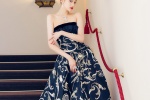 关晓彤裹胸礼服性感写真手机壁纸