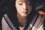穿着黑丝袜的制服美女写真照片