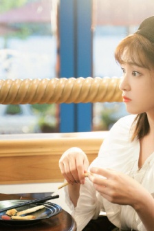 《余生请多指教》萧珊图片