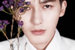 Zhu Zhengting handsome photo in white suit