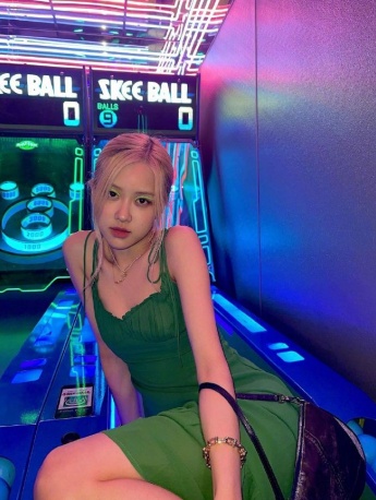 BLACKPINK’s ROSÉ July 23 ins update