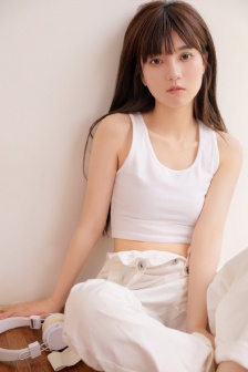 甜心美少女元氣性感私房寫真