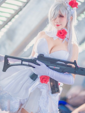 CF遊戲美女豐滿性感cos寫真