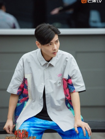 张晋《披荆斩棘的哥哥》第四期剧照图片