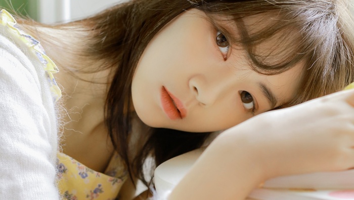 花季少女養眼寫真高清桌麵壁紙