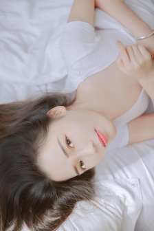 早安少女私房性感誘惑美女圖片寫真