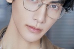 Luo Yunxi star photo mobile wallpaper