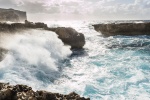 Roaring waves pictures desktop wallpaper