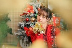 Playful and cute Christmas beauty photo pictures