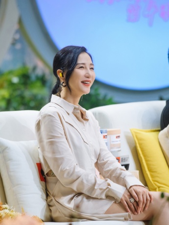 Aduo《Daughters' Love 4》Still Pictures from the Third Issue