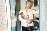 Huang Jingyu's wild home style and handsome photo blockbuster