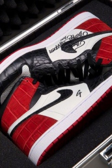 AJ1 black toe GEazy exclusive partial details