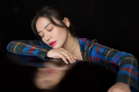 Ma Sichun sexy fashion photo desktop wallpaper