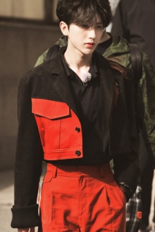 蔡徐坤奔跑吧濟南上班圖