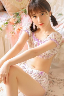 火辣性感小蛮腰美女私房照写真