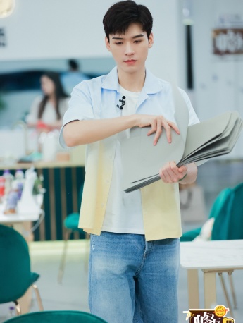 《中餐厅第五季》龚俊图片